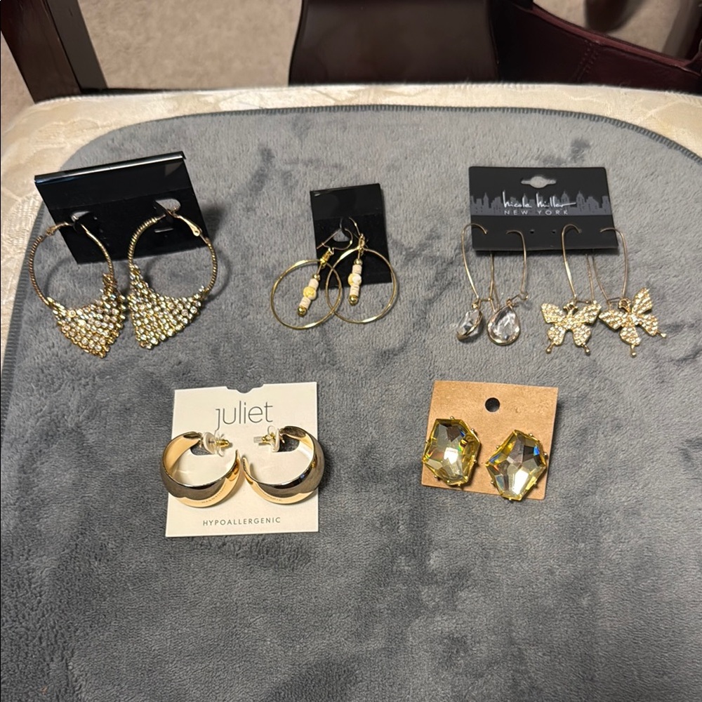6 Different pairs of Gold Earrings NEW